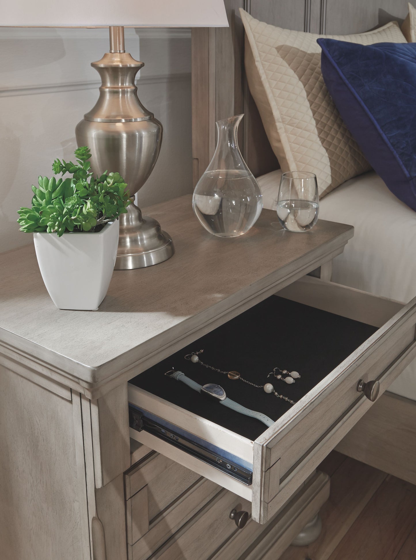 Lettner - Two Drawer Night Stand - Light Gray