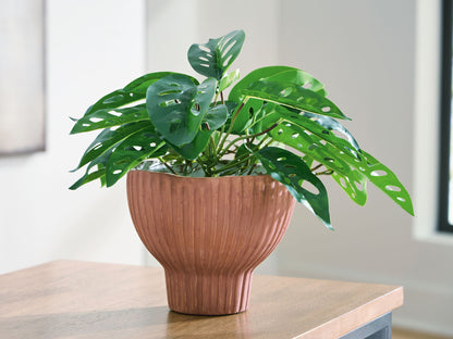 Orban - Vase - Sienna / White